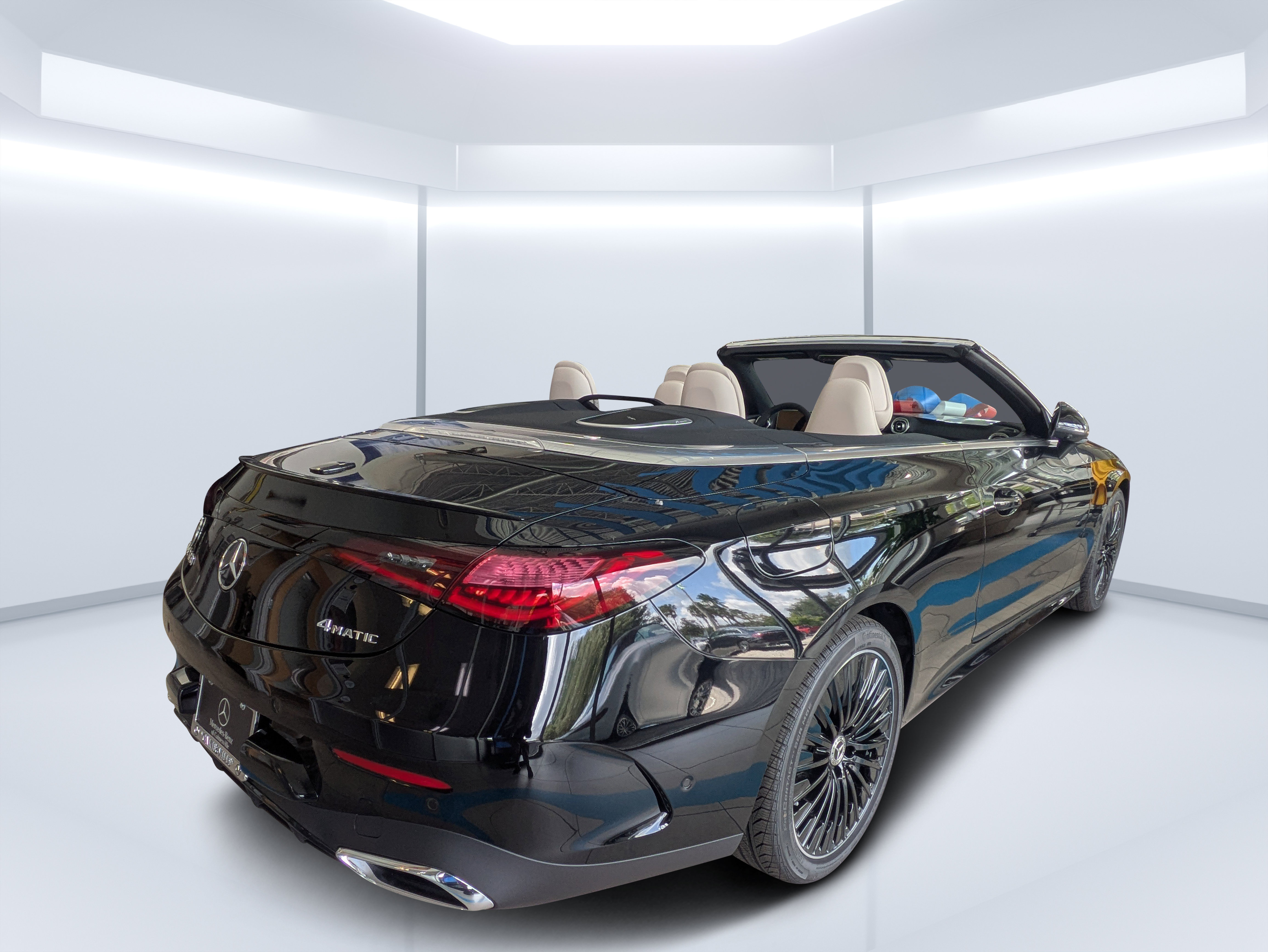 New 2027 Mercedes-Benz CLE 300 4MATIC Cabriolet image 3