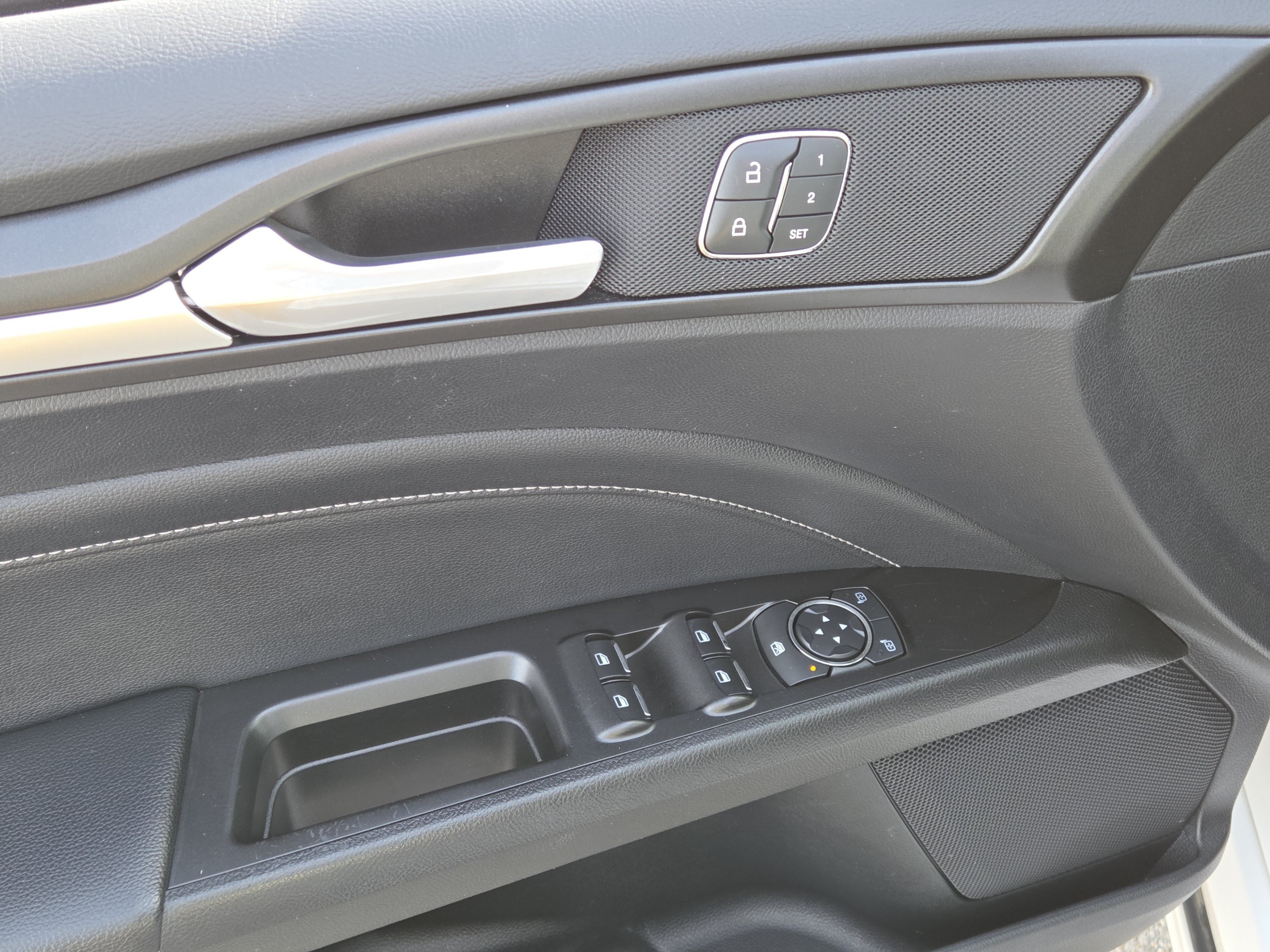 Certified 2019 Ford Fusion Titanium AWD/4WD image 31