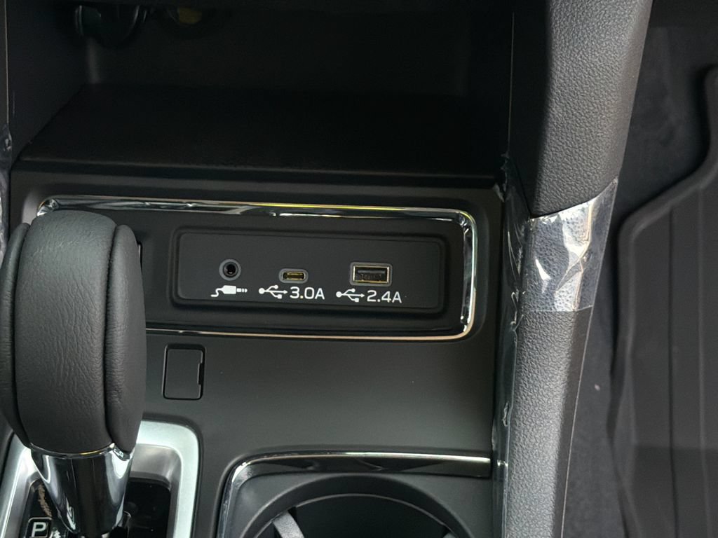 New 2026 Subaru Ascent Limited AWD/4WD image 13