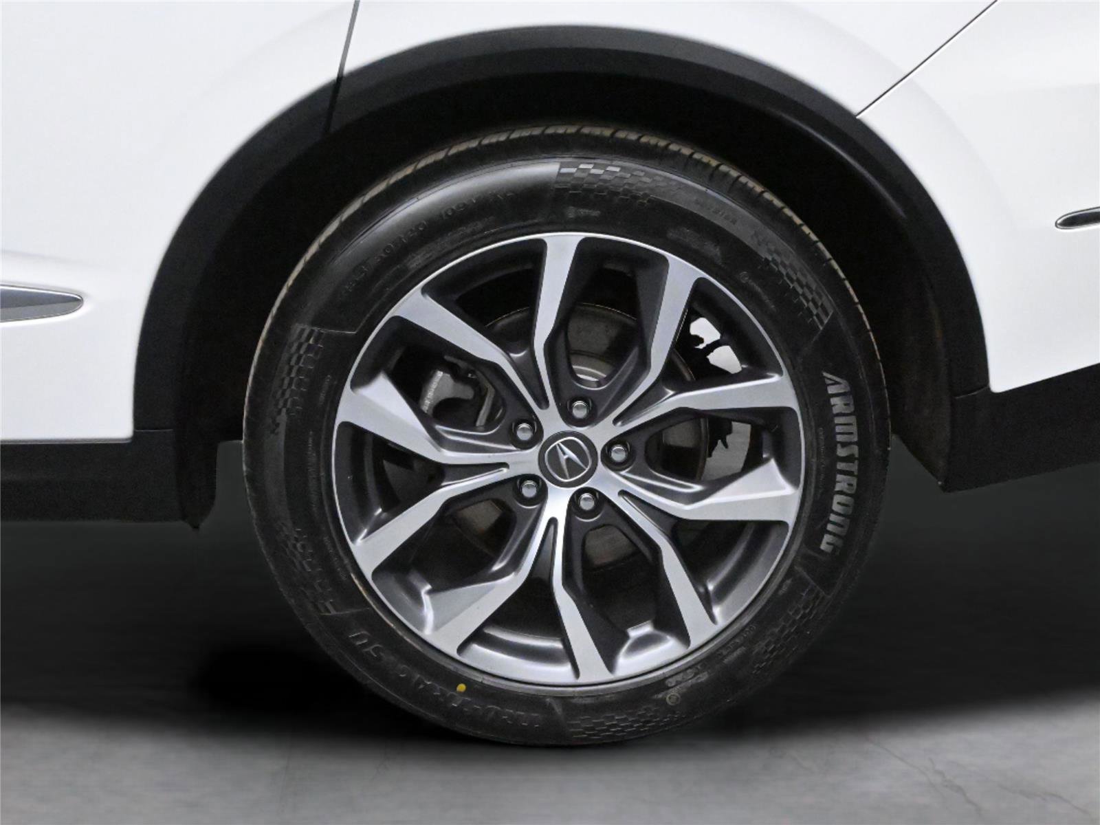 Certified 2024 Acura MDX SH-AWD w/ Technology Package image 12