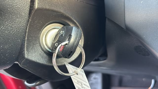 Used 2018 Ford Escape SE FWD image 11