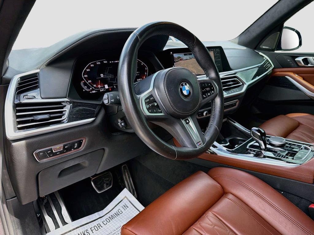 Used 2022 BMW X7 M50i w/ Dynamic Handling Package AWD/4WD image 27