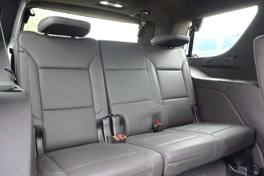 Used 2023 Chevrolet Tahoe High Country AWD/4WD image 37