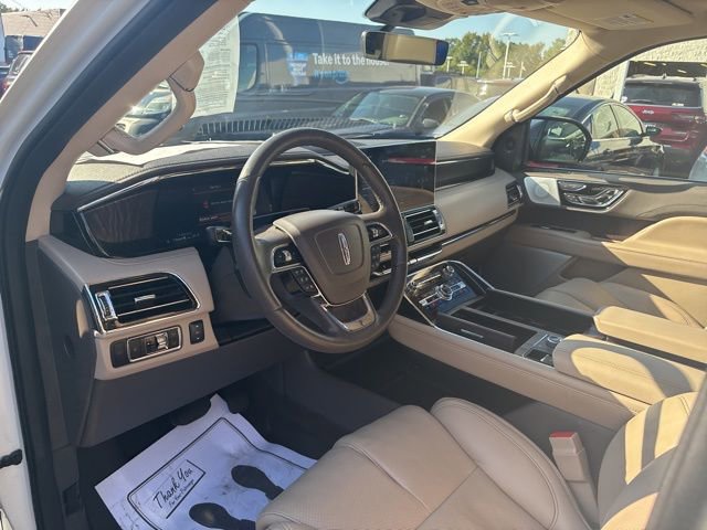 Certified 2024 Lincoln Navigator Reserve image 17