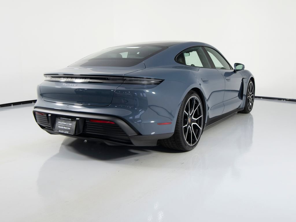 New 2026 Porsche Taycan 4 image 10