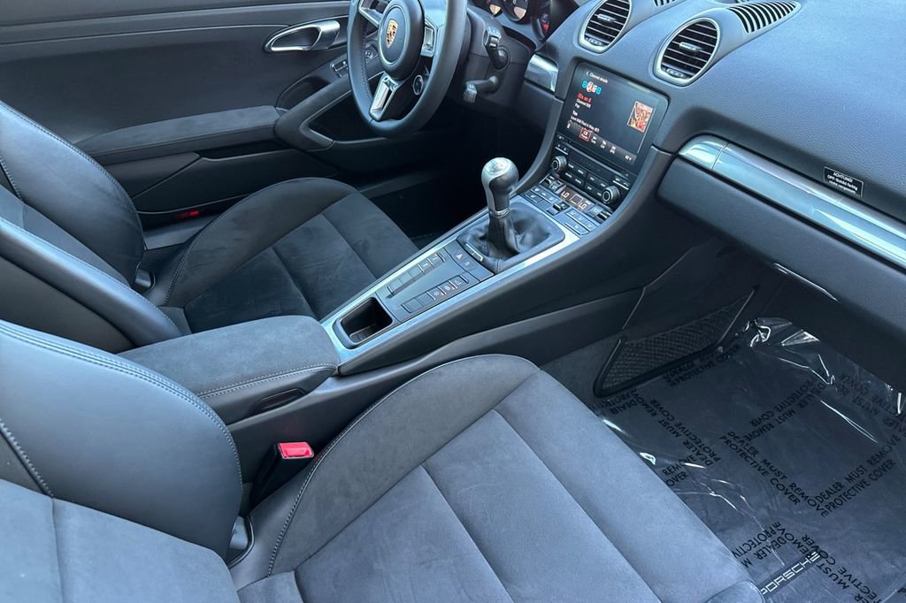 Used 2023 Porsche 718 Cayman GTS image 16