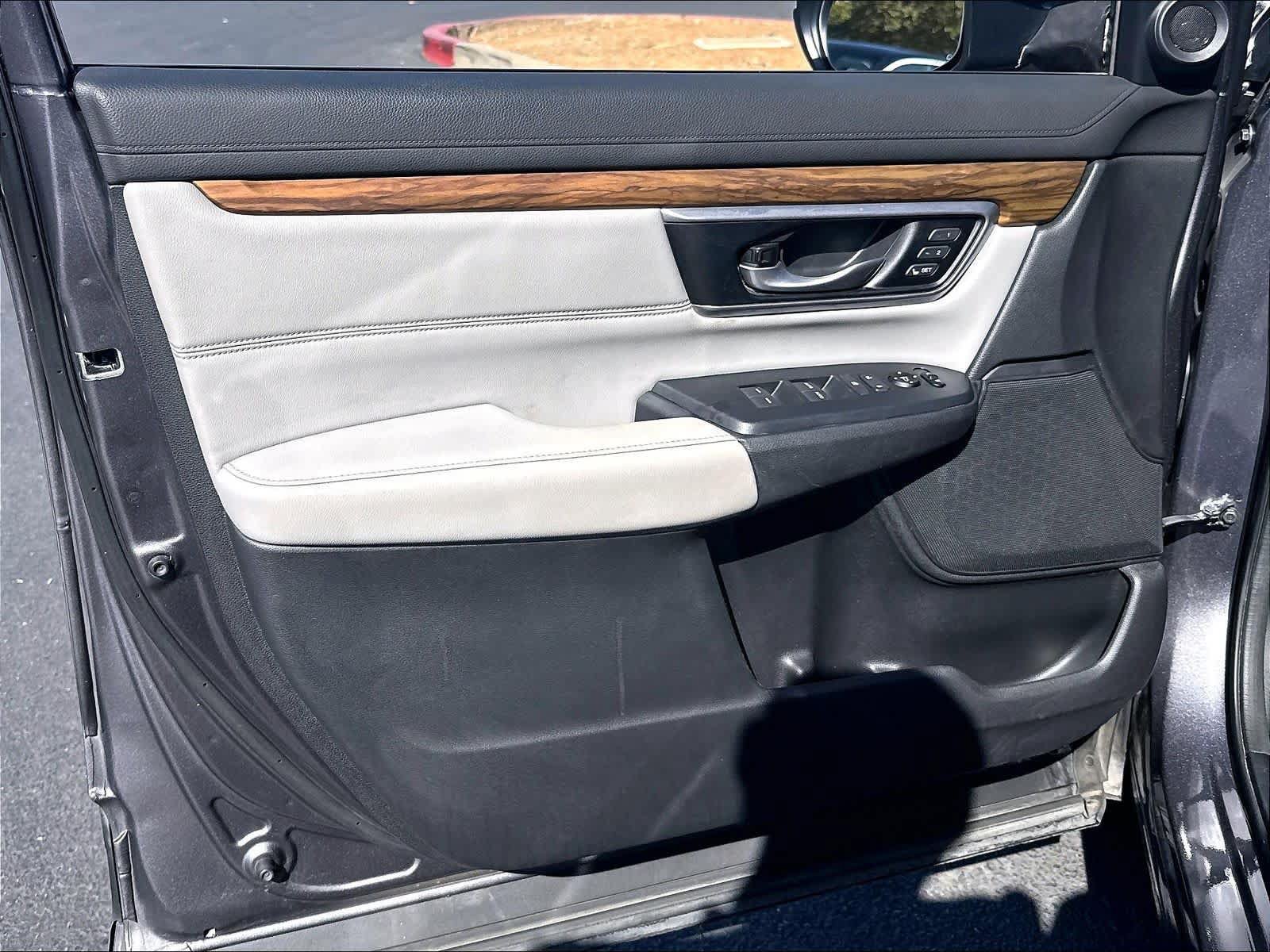 Used 2018 Honda CR-V EX-L image 22