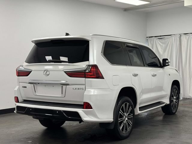 Used 2019 Lexus LX 570 4WD w/ Luxury Package image 8