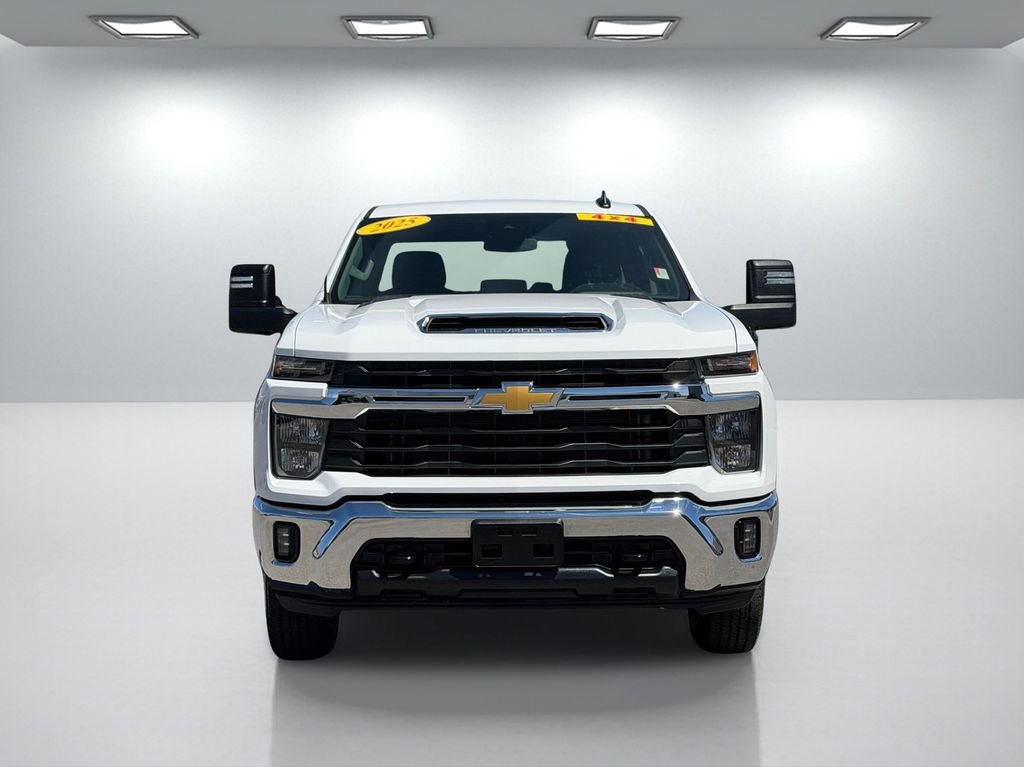 Used 2025 Chevrolet Silverado 2500 LT w/ Convenience Package AWD/4WD image 9