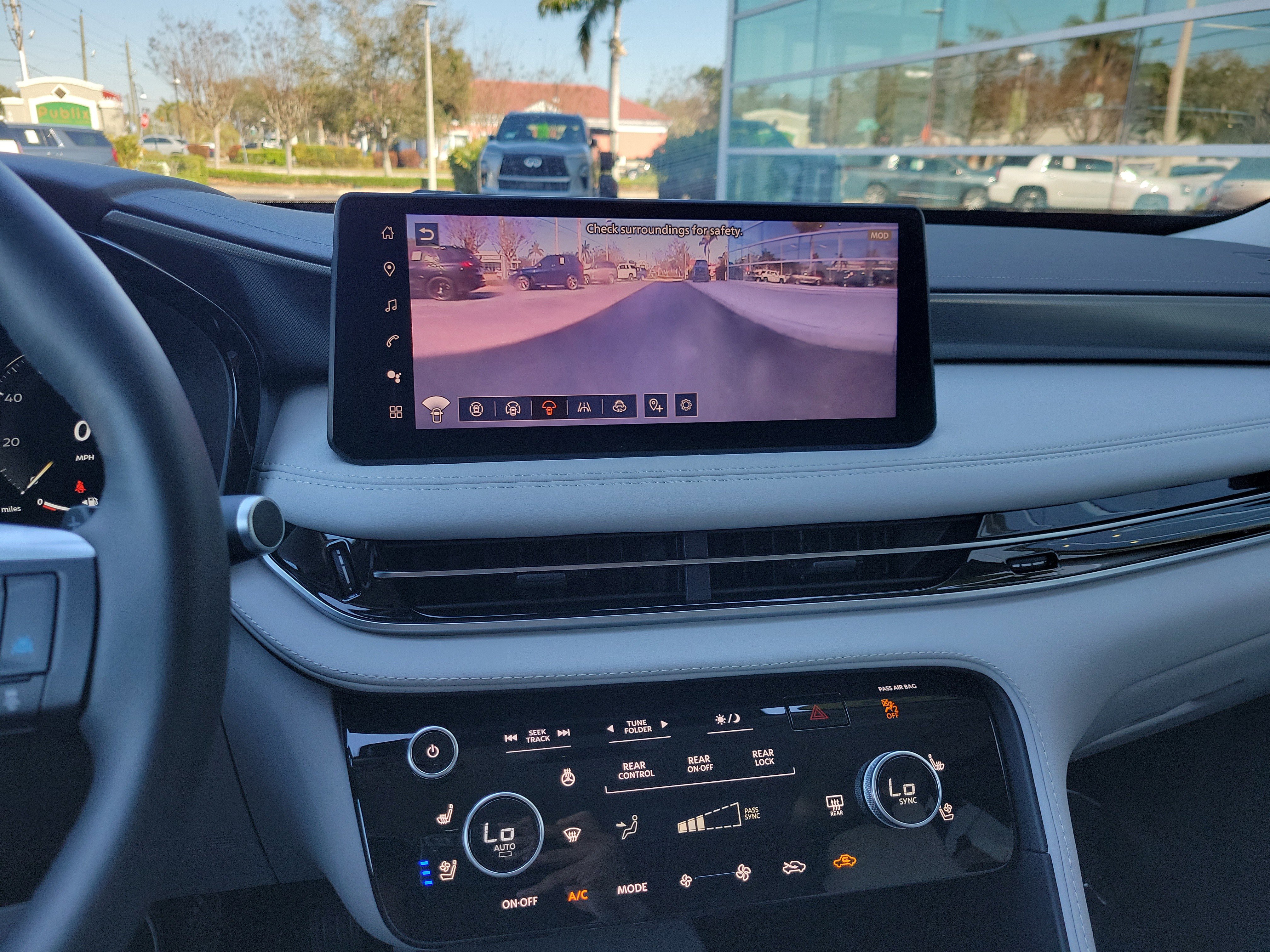 Certified 2026 INFINITI QX60 Luxe w/ Cargo Package image 22