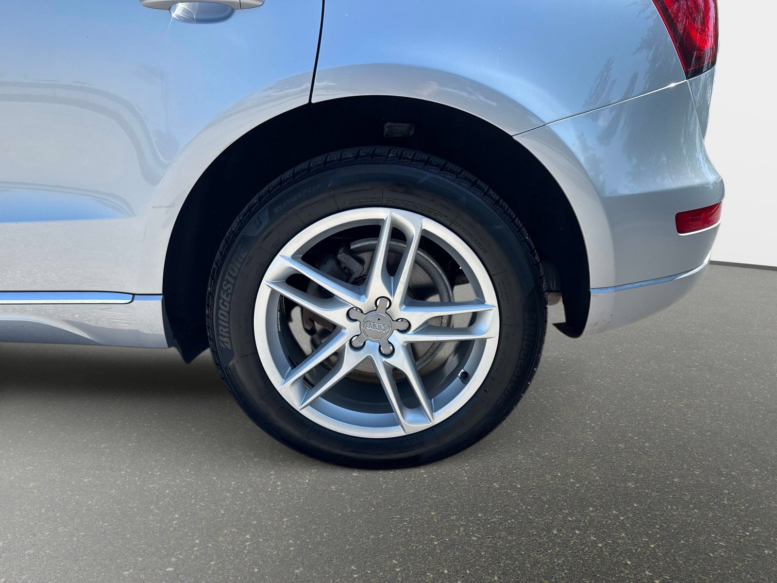 Used 2016 Audi Q5 2.0T Premium Plus w/ Technology Package image 10