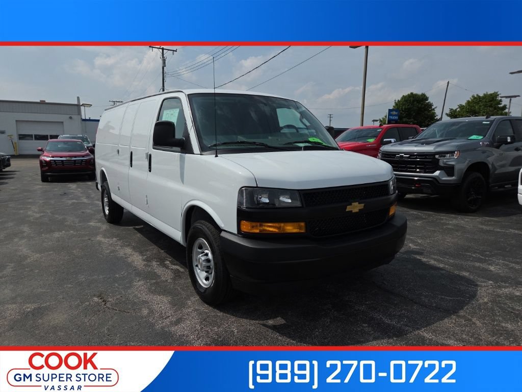 New 2026 Chevrolet Express 3500 Extended w/ Driver Convenience Package