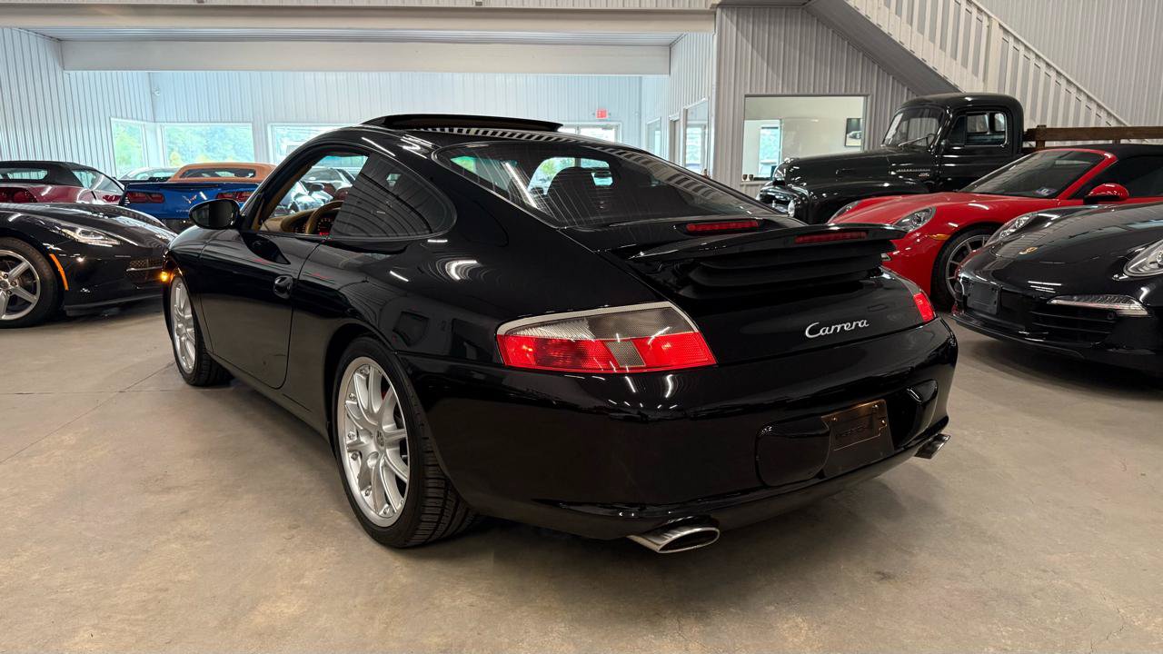 Used 2003 Porsche 911 GT3 RS image 11