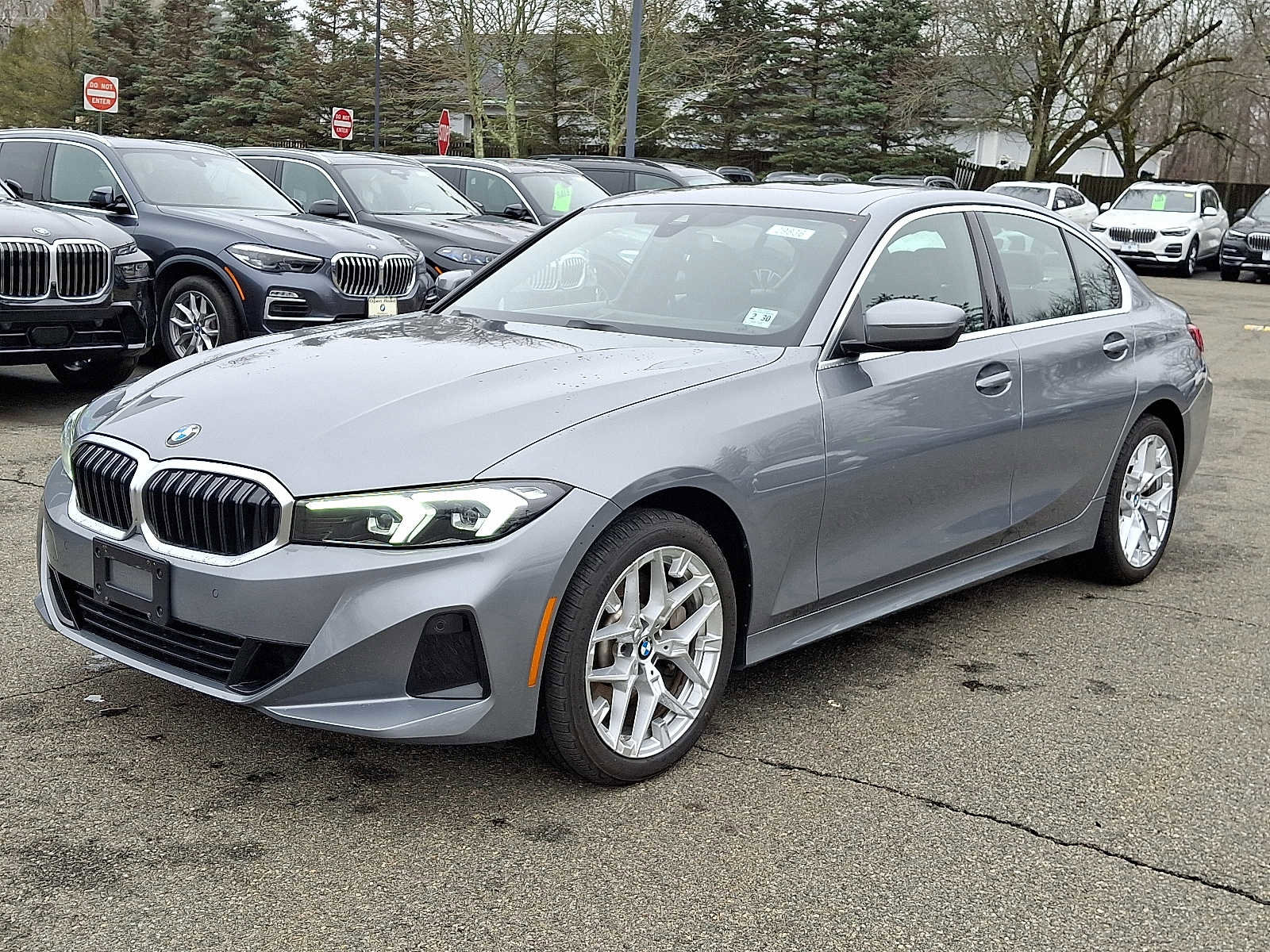 Used 2025 BMW 330i xDrive Sedan w/ Premium Package image 3