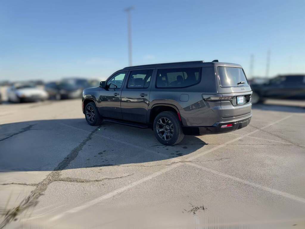 New 2026 Jeep Grand Wagoneer L Limited image 8