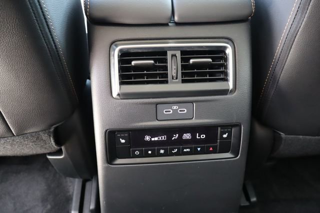 Used 2026 MAZDA CX-90 3.3 Turbo w/ Preferred Package AWD/4WD image 17