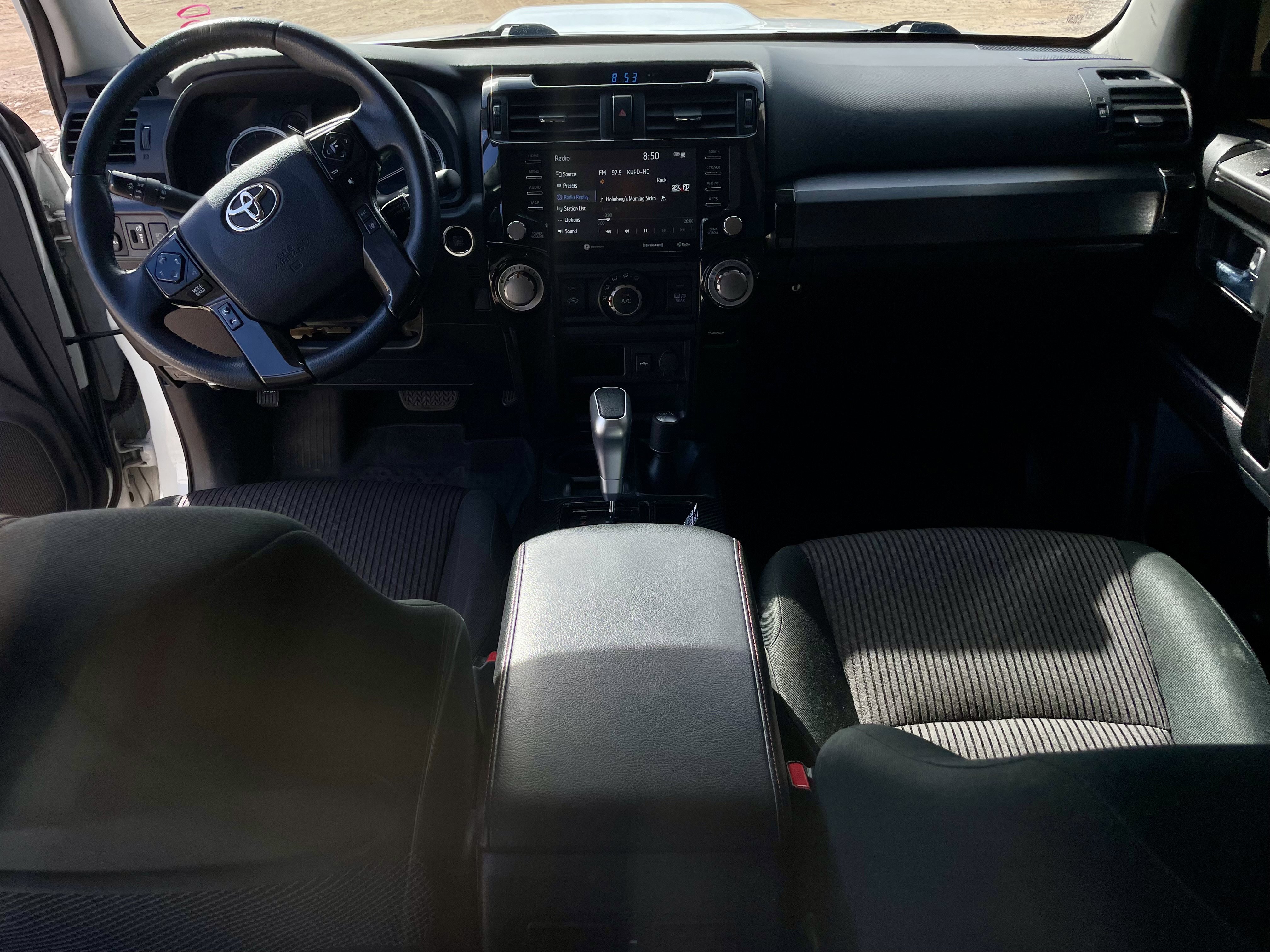 Used 2022 Toyota 4Runner TRD Off-Road AWD/4WD image 22