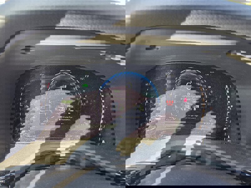 Used 2025 Toyota Camry LE image 15