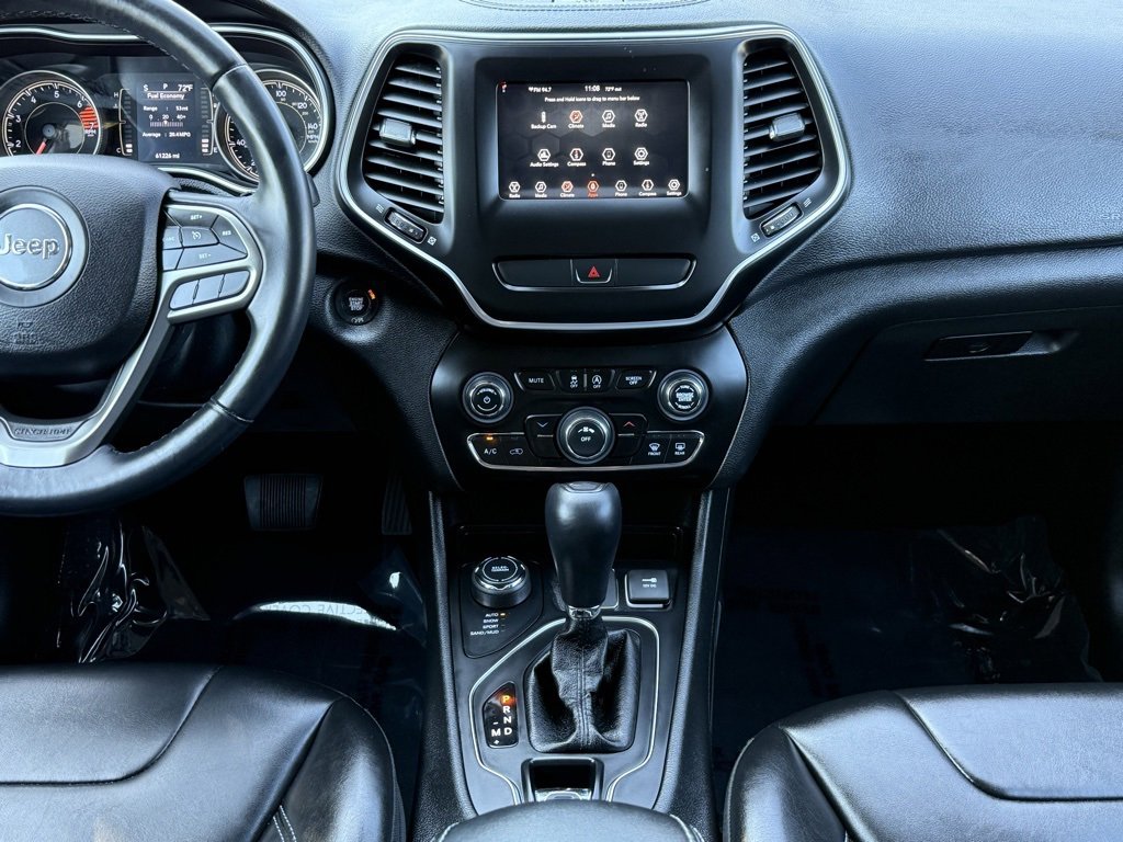 Used 2019 Jeep Cherokee Latitude Plus image 22