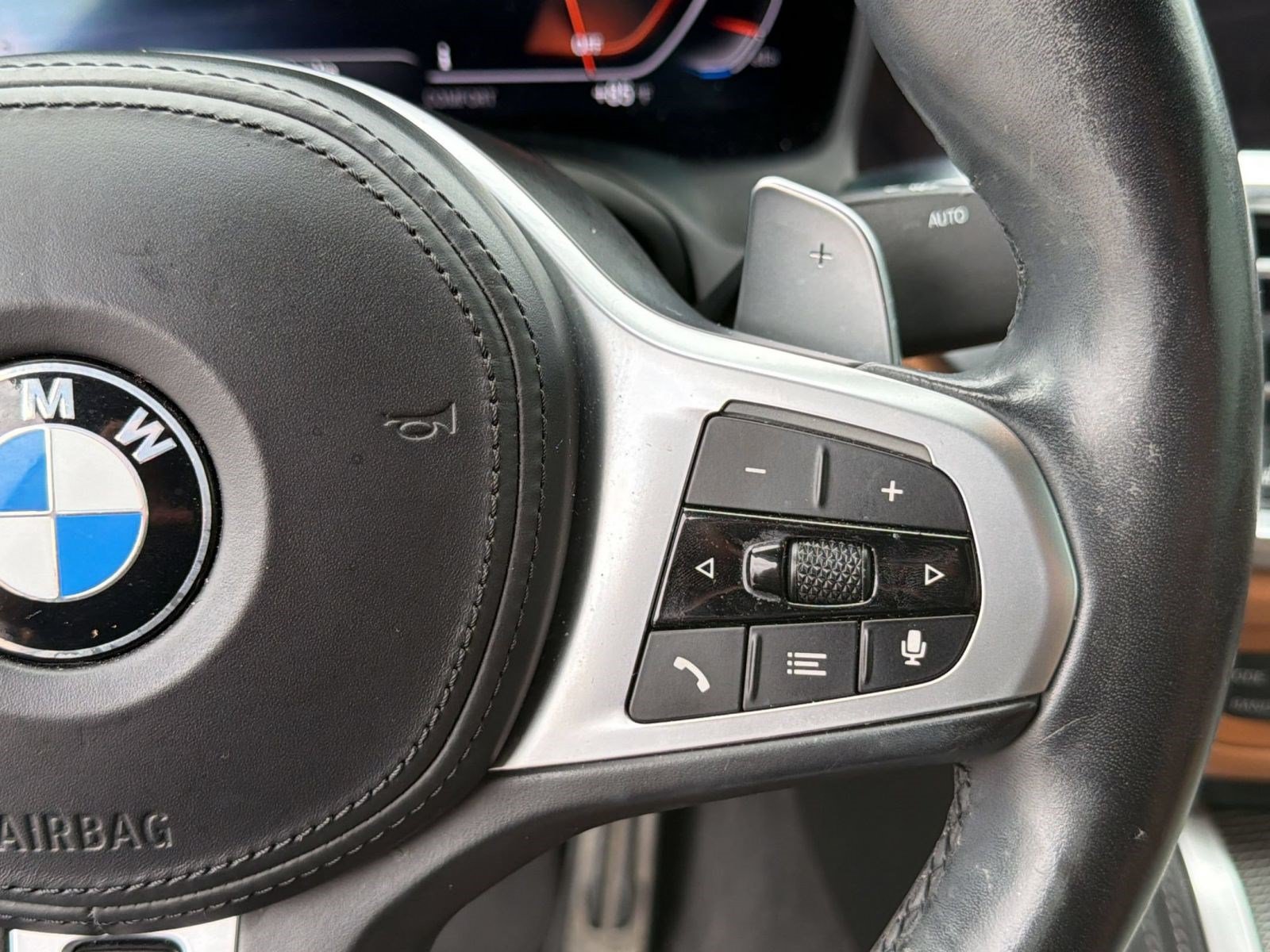 Used 2022 BMW M440i Convertible RWD image 23