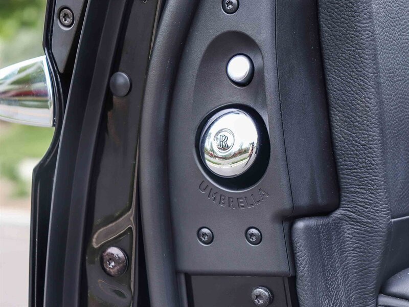 Used 2012 Rolls-Royce Ghost RWD image 47