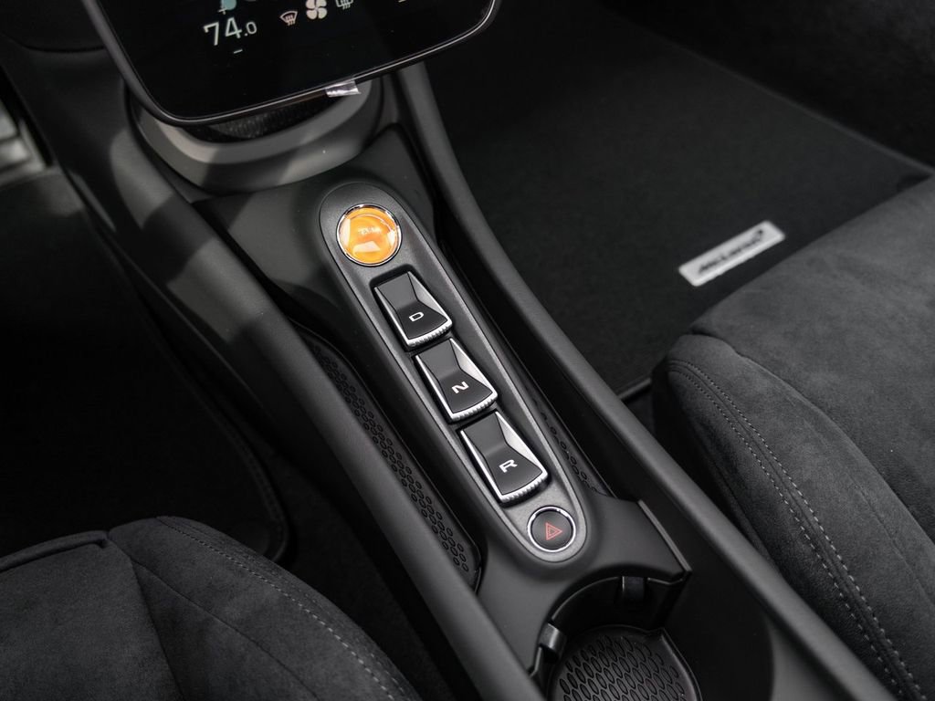 New 2026 McLaren Artura image 21