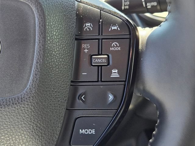 Used 2023 Toyota Prius XLE FWD image 28
