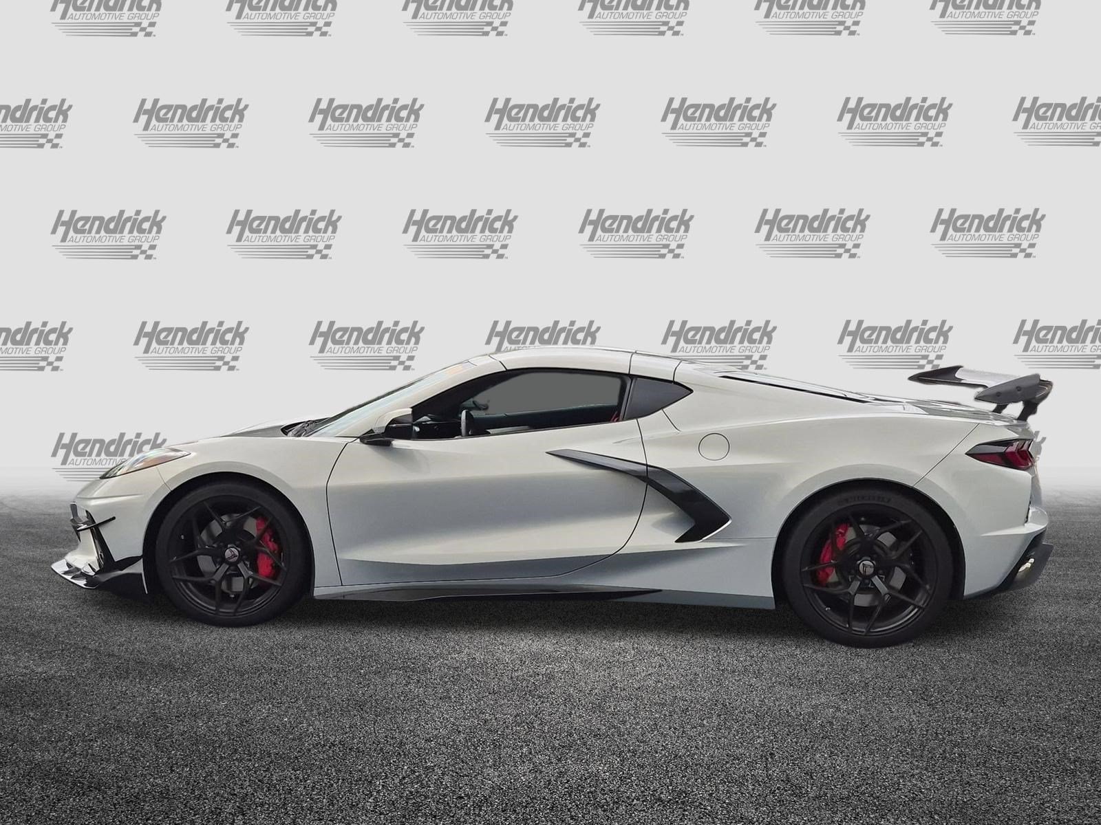 Used 2021 Chevrolet Corvette Stingray Premium Cpe w/ Z51 Performance Package RWD image 7