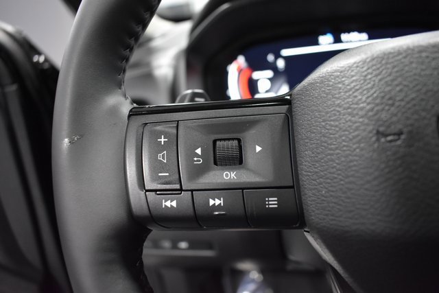 Certified 2025 Nissan Rogue SL w/ Tech Package image 31