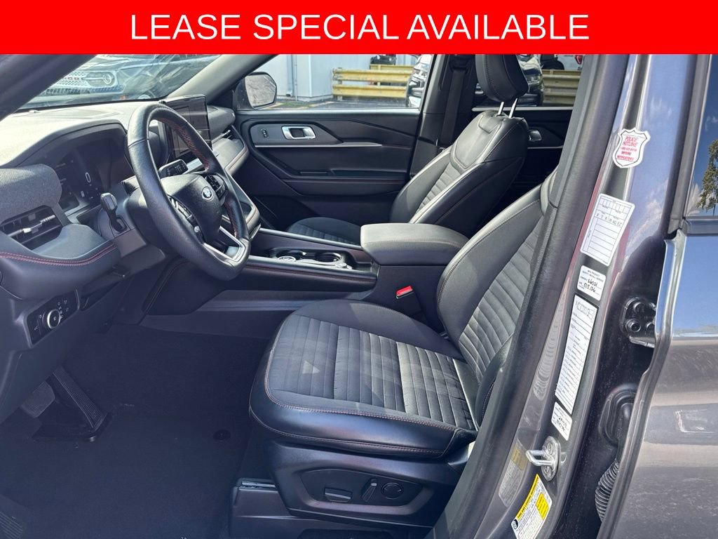 Certified 2025 Ford Explorer ST-Line w/ ST-Line Street Pack AWD/4WD image 2