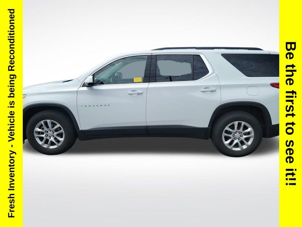 Used 2019 Chevrolet Traverse LT image 2