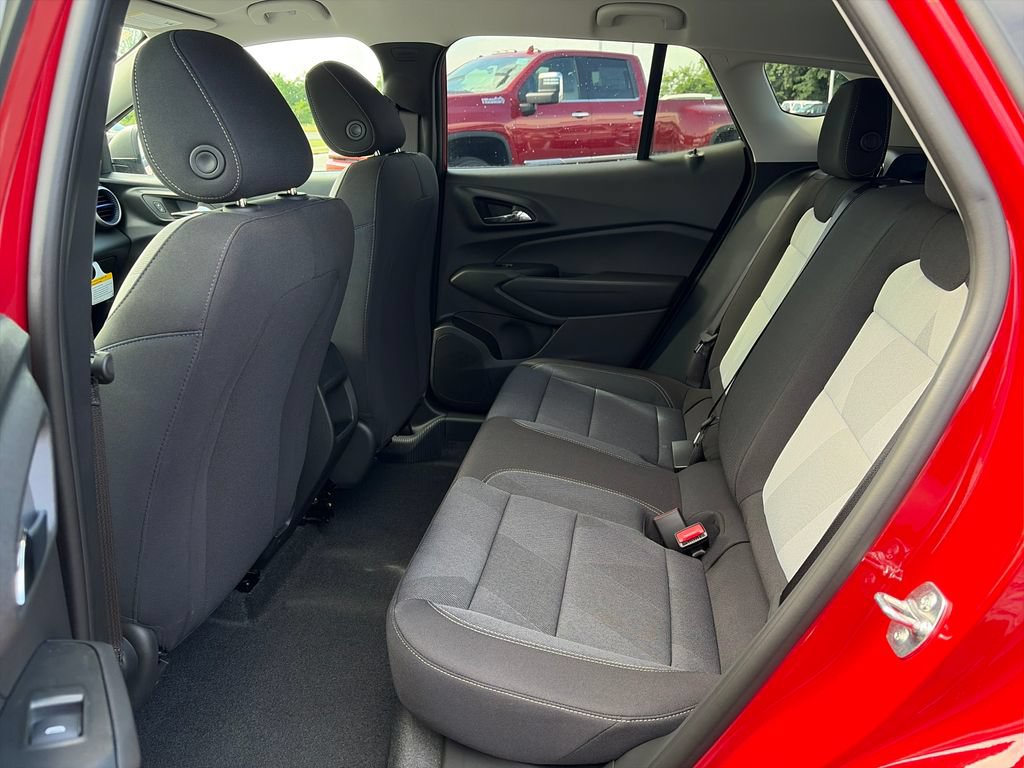 New 2026 Chevrolet Trax LS FWD image 21
