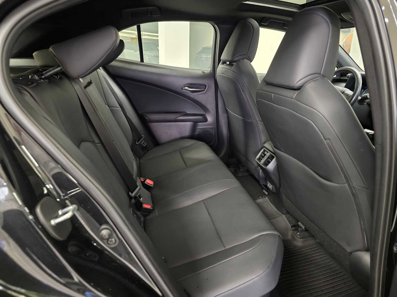 Used 2023 Lexus UX 250h FWD w/ Accessory Package (Z2) image 14