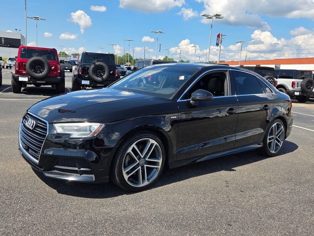 Used 2018 Audi A3 2.0T Premium Plus w/ Premium Plus Package FWD image 3