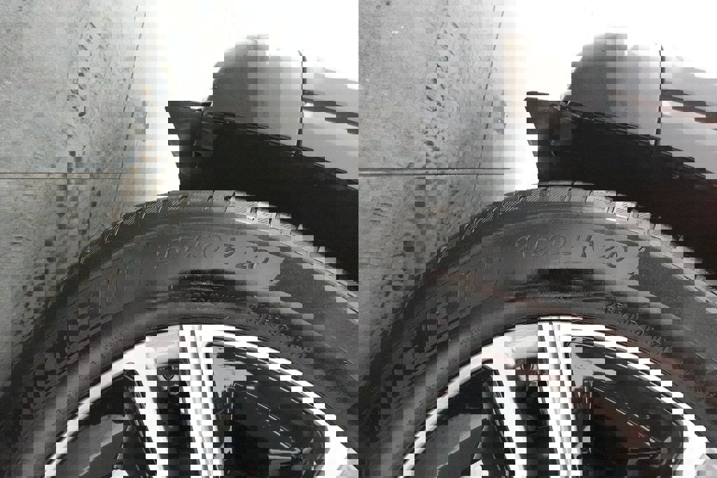 Used 2024 Cadillac Lyriq Luxury image 37