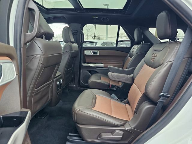 Used 2022 Ford Explorer King Ranch w/ Premium Technology Package image 23