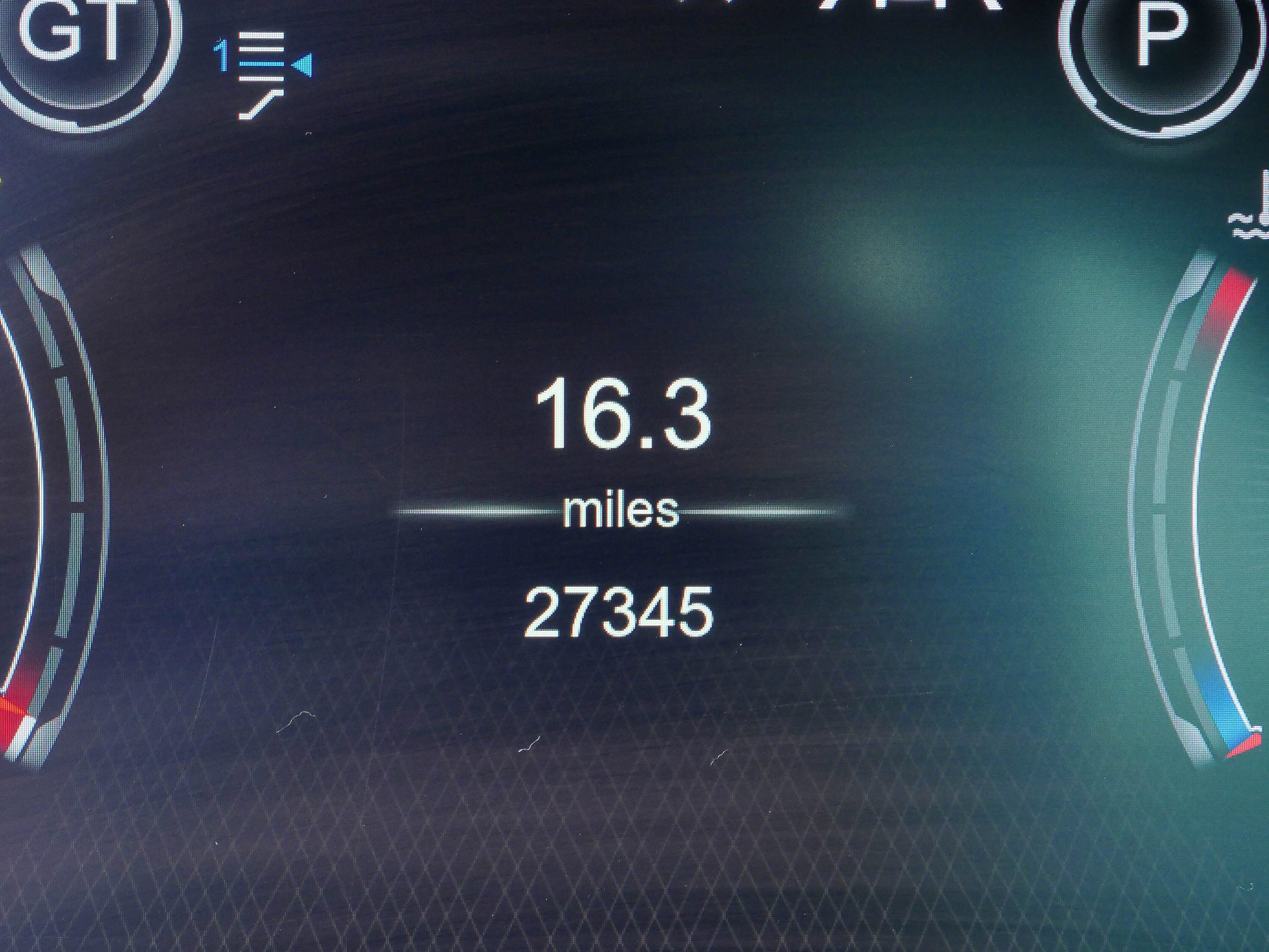Used 2021 Aston Martin DBX AWD/4WD image 11