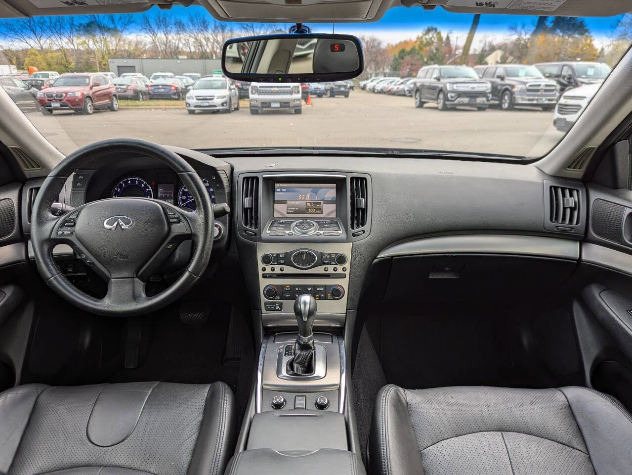 Used 2015 INFINITI Q40 AWD w/ Moonroof Package image 2