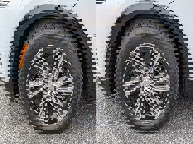 New 2026 Cadillac Lyriq Luxury image 30