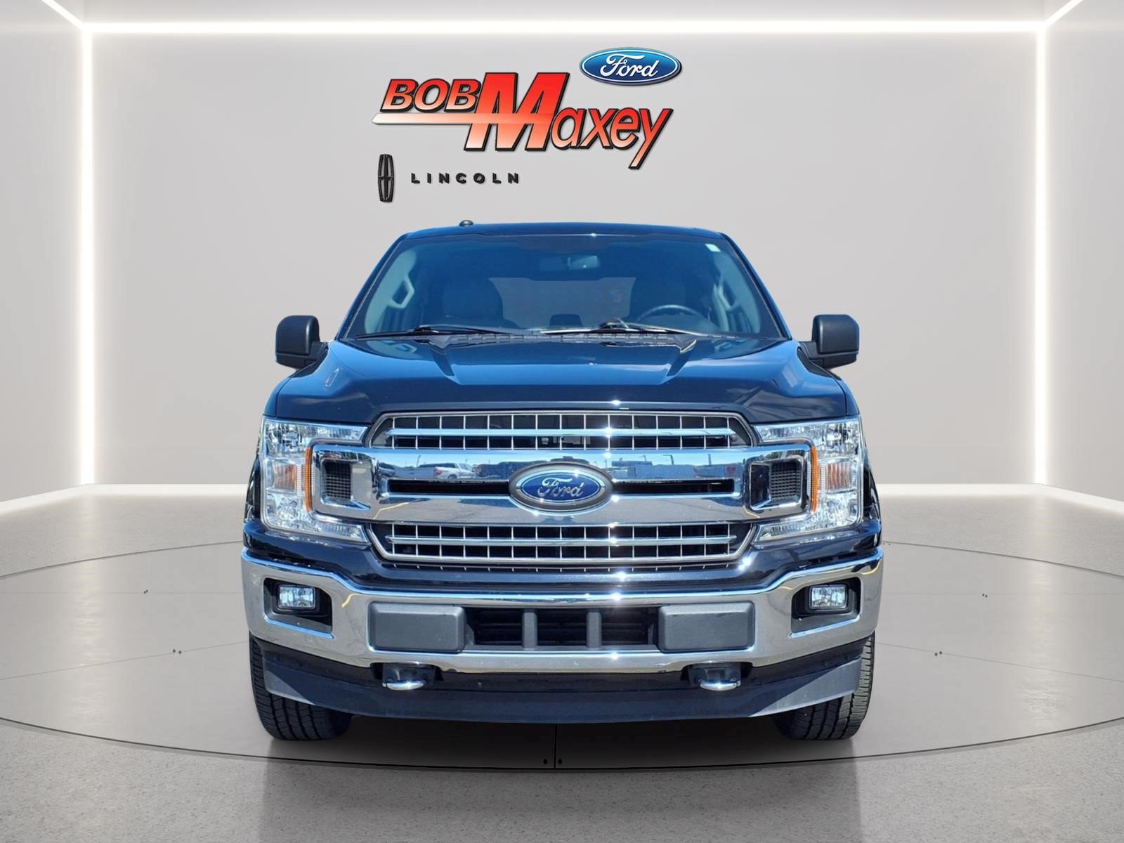 Used 2018 Ford F150 XLT w/ Equipment Group 302A Luxury AWD/4WD image 2