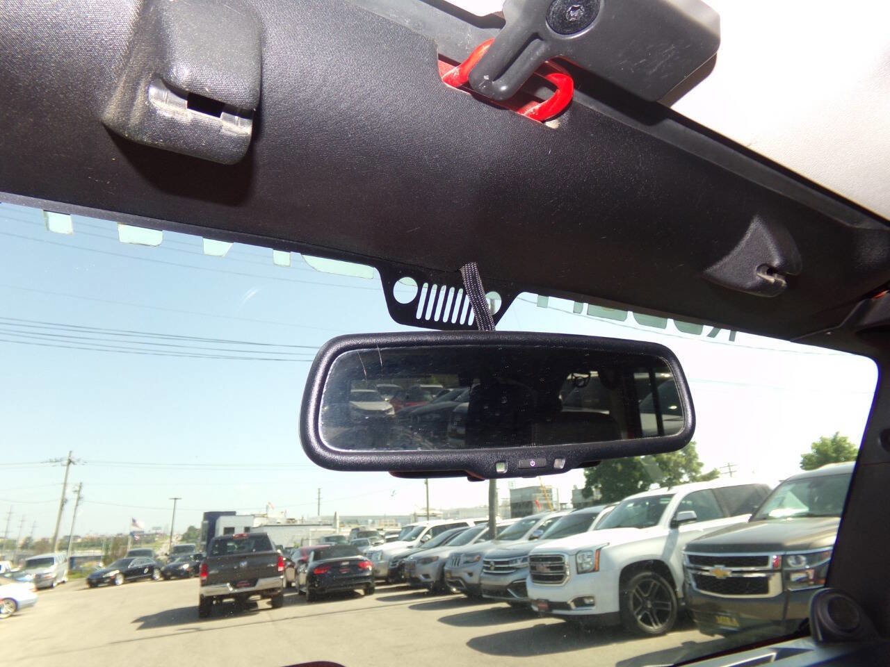 Used 2014 Jeep Wrangler Unlimited Sahara w/ Connectivity Group image 68