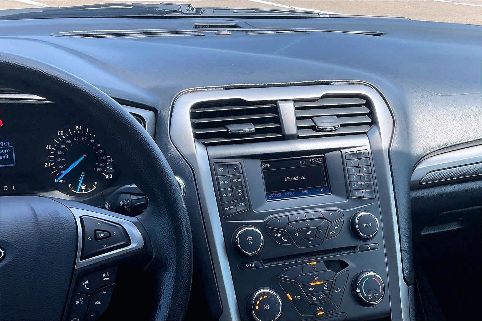 Used 2017 Ford Fusion S FWD image 13