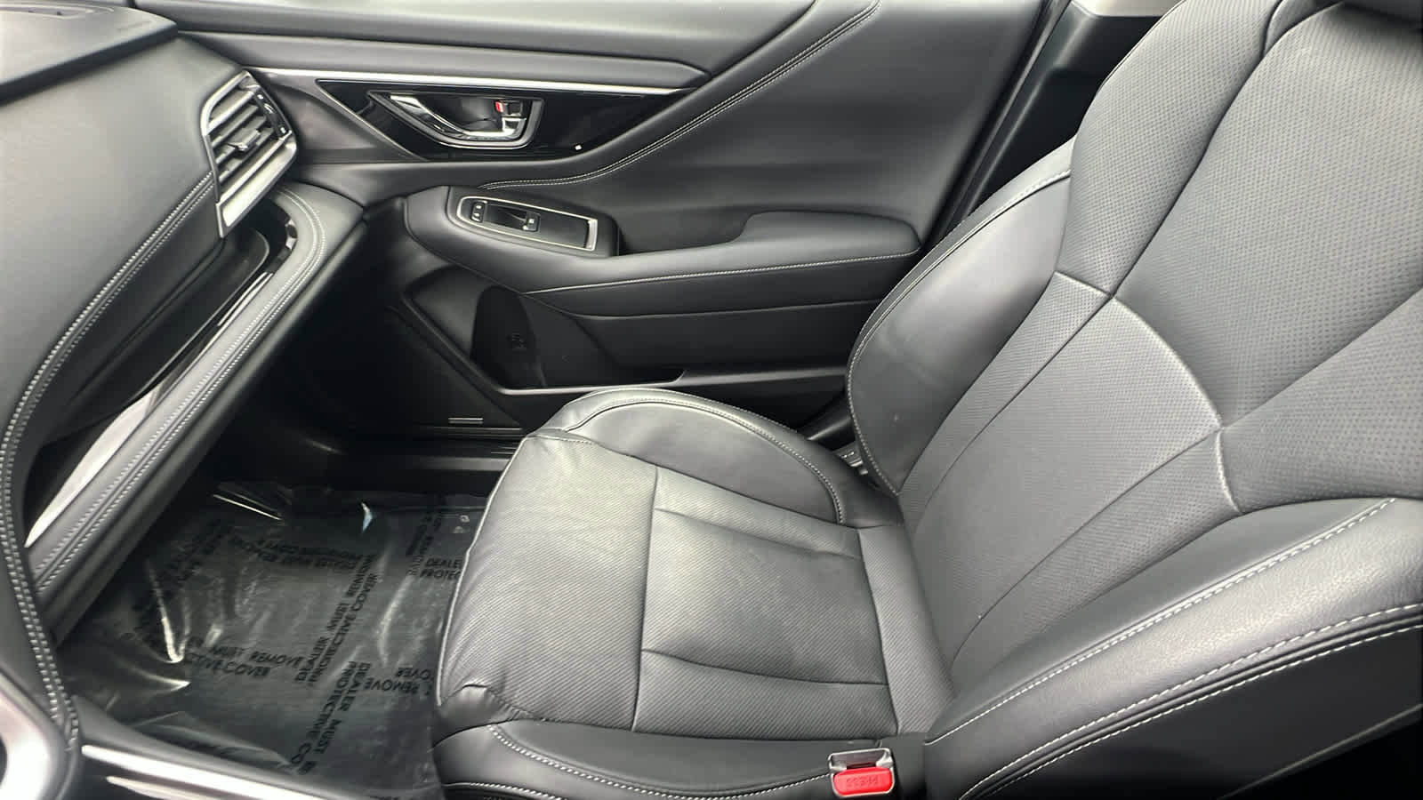 Used 2022 Subaru Outback Limited image 12