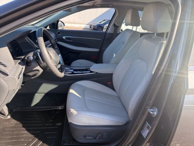 Used 2022 Hyundai Sonata Limited FWD image 18