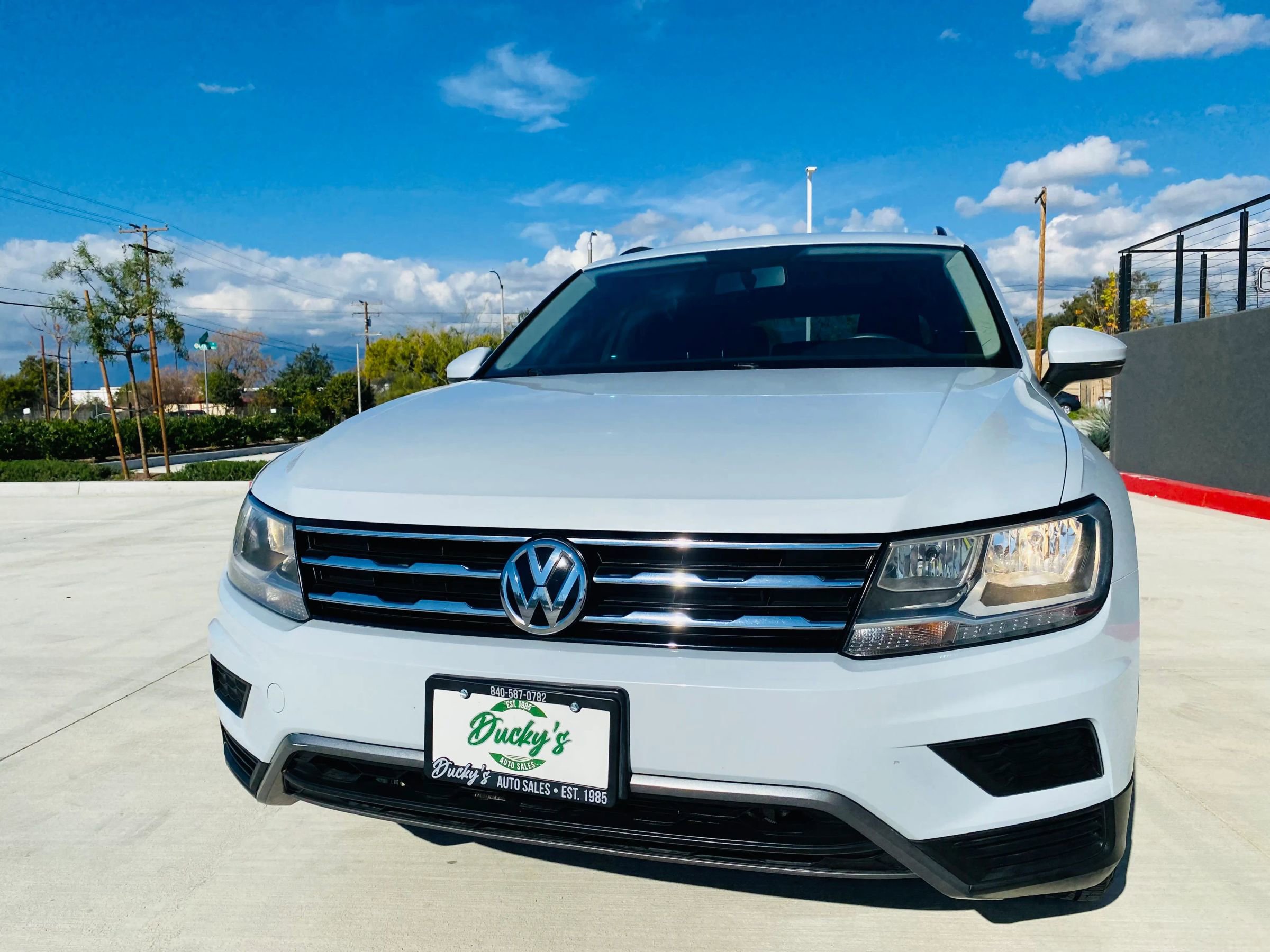 Used 2019 Volkswagen Tiguan S image 8