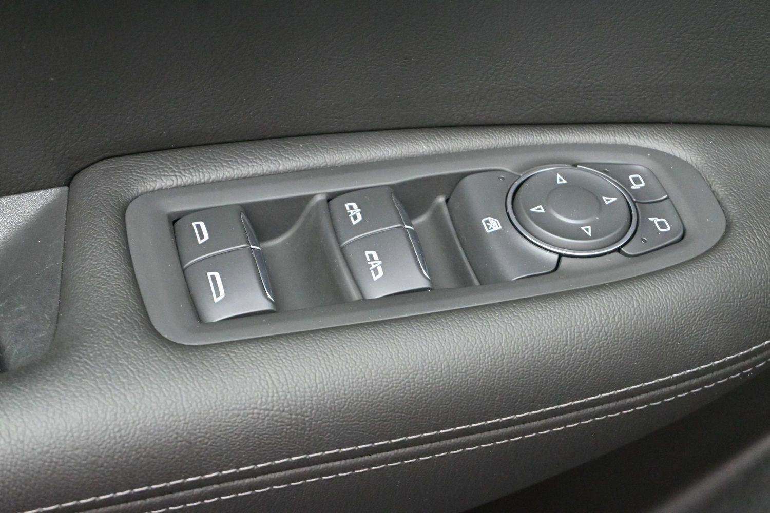Certified 2023 Cadillac XT5 Luxury FWD image 13