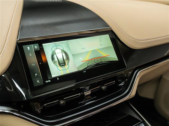 New 2026 Aston Martin DBX S AWD/4WD image 29