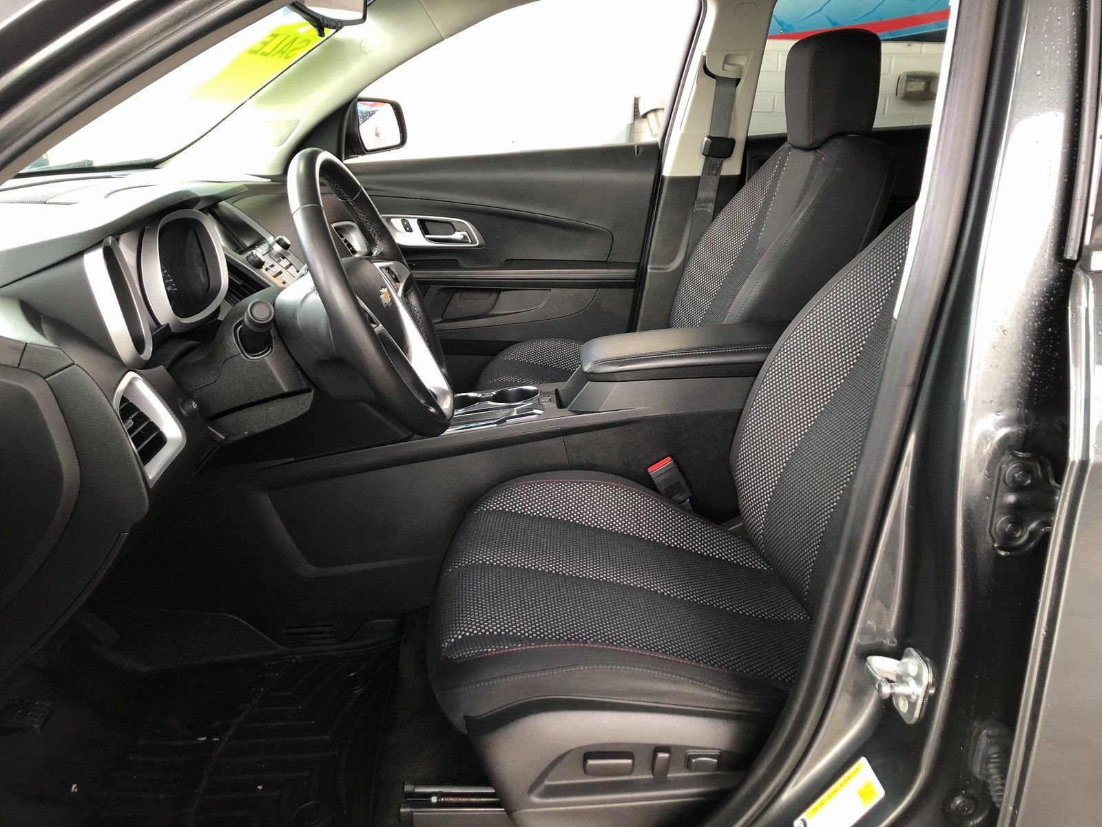 Used 2017 Chevrolet Equinox LT w/ Convenience Package image 20