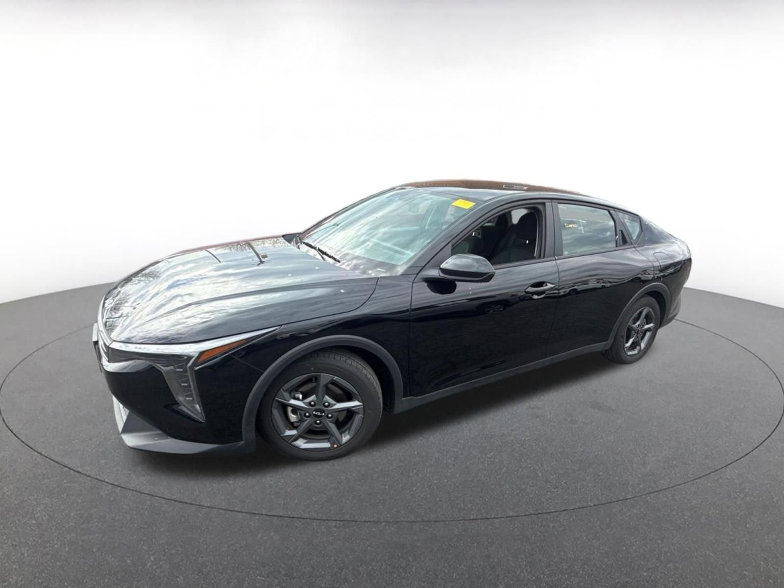 Used 2025 Kia K4 LXS image 4