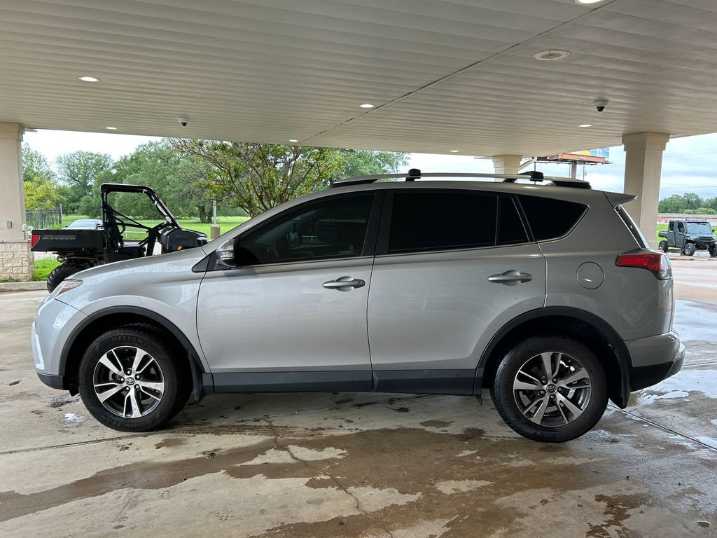 Used 2016 Toyota RAV4 XLE FWD image 7